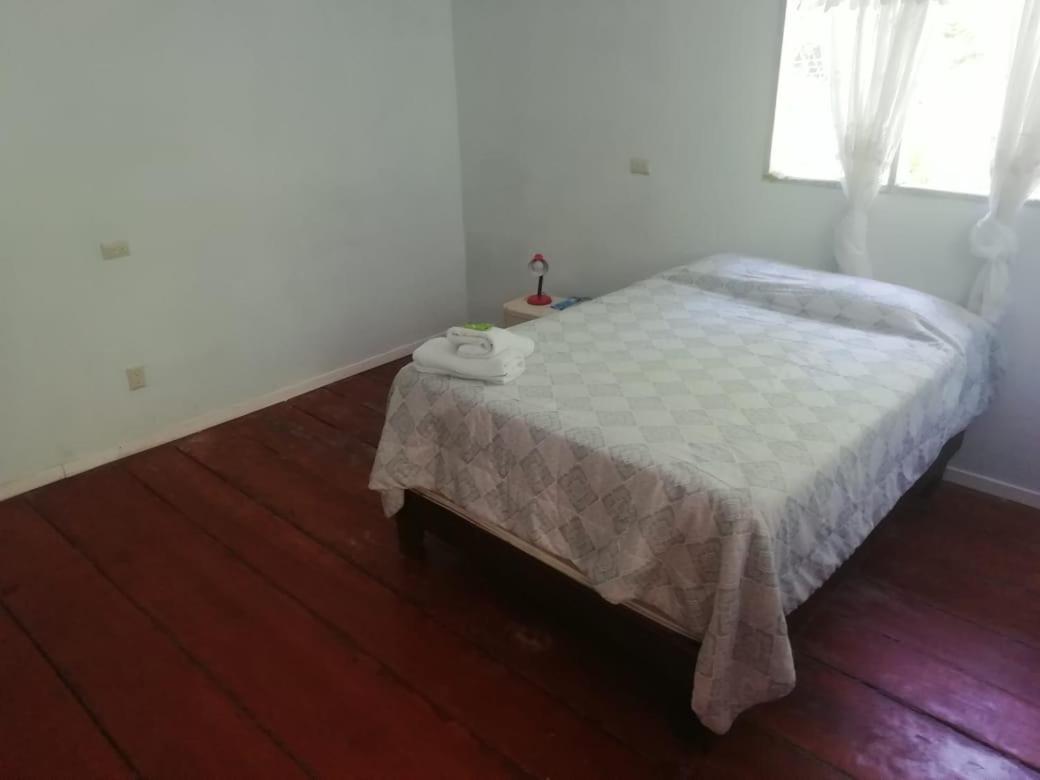 Donde Familia Manito Acomodação com café da manhã Paquera Exterior foto