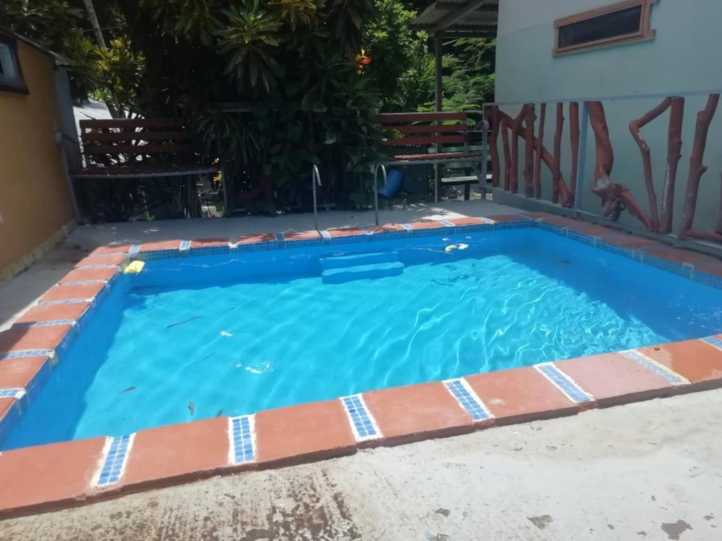 Donde Familia Manito Acomodação com café da manhã Paquera Exterior foto